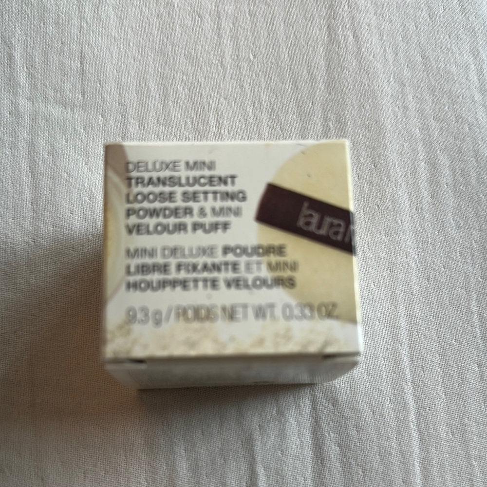 Laura Mercier Deluxe Mini Translucent Powder with Puff